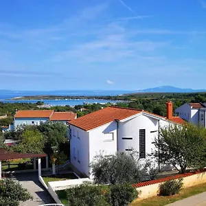 Lela Ližnjan